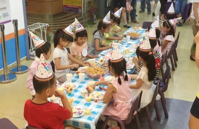 http://mmbiz.qpic.cn/mmbiz/SQiaUICuDWI0fkZHOwFCnoic8TKiaBHCOf5vGjciaxk8bicbt9DrC073NUba1lBicnWibFLlknBpxaOiclEib3W1nnDiapXw/640?wx_fmt=jpeg&wxfrom=5&wx_lazy=1