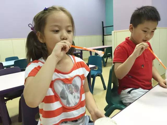 http://mmbiz.qpic.cn/mmbiz/SQiaUICuDWI2tfXB9OsuEibyk1TcHq8TSicbpVkKcBtroiaK8qicVsZ3OEq3icVPvmxWeexY3RnHzuBVScqfFMItebSw/640?wx_fmt=jpeg&wxfrom=5&wx_lazy=1