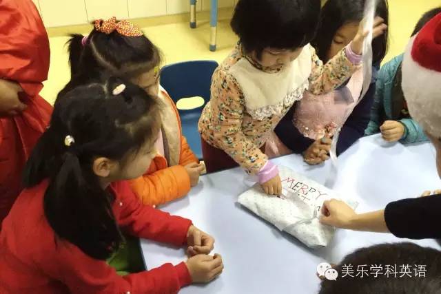 http://mmbiz.qpic.cn/mmbiz/SQiaUICuDWI3uu4W1IzEM1goZTiaI2ocbad6ShNrdpNUd8HnHOHzfPCbhyFLcW3pNFpJxQEzckBss3Ee5y7NKDvg/640?wx_fmt=jpeg&wxfrom=5&wx_lazy=1