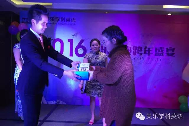 http://mmbiz.qpic.cn/mmbiz/SQiaUICuDWI3QU2d6Zjej5gcwSCR8XKw2d8hjqS4qbnz7bKgGe2yMKZsYSUdR3qiaB14MOrndV6ibDk8WPgia49bicA/640?wx_fmt=jpeg&wxfrom=5&wx_lazy=1