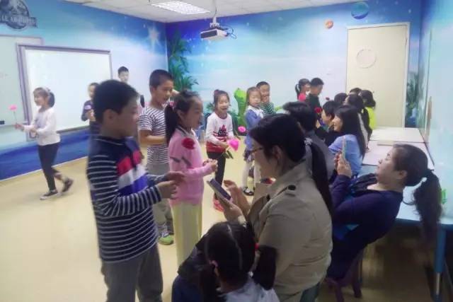 http://mmbiz.qpic.cn/mmbiz/SQiaUICuDWI2iacIdhEtWL0bawU02dFgGcReEIu4jIIeHUN8X5Ok7MADBcYAFCAlMPEYXM78NsBFPc1hbjftzmyw/640?wx_fmt=jpeg&wxfrom=5&wx_lazy=1