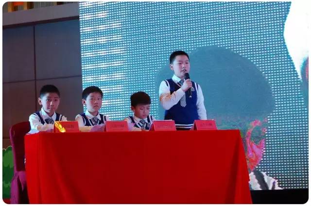 http://mmbiz.qpic.cn/mmbiz_jpg/SQiaUICuDWI3pDDhOaQicVtDlpMicY04LdECW2jpPpOJqKXMMpcSpAgn63pRdKQlXrBGdjKydibMylVAgUqQqn8bRQ/640?wx_fmt=jpeg&wxfrom=5&wx_lazy=1